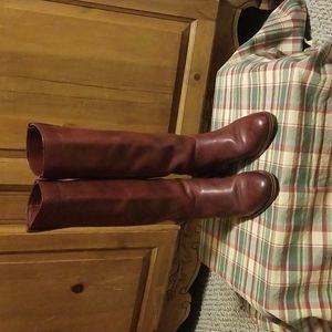 Nine West Elouisa burgundy leather boots size 8
